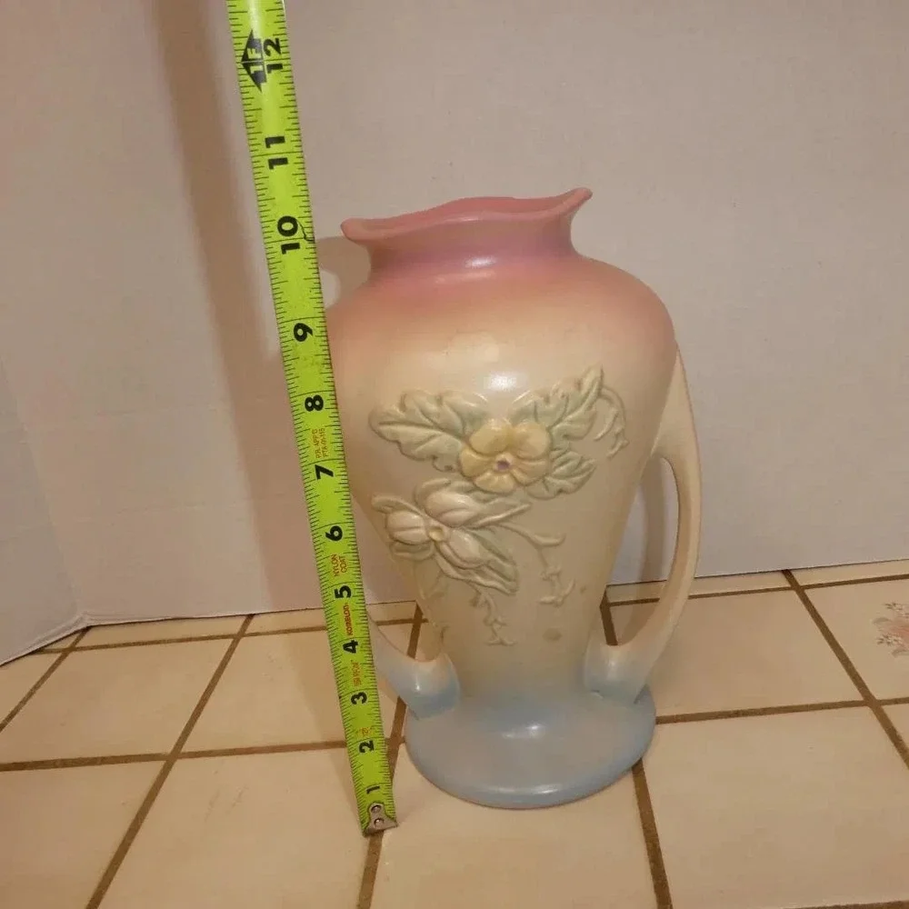 Vintage‎ Hull Wildflower Double Handled Art Pottery Vase W-12 9-1/2